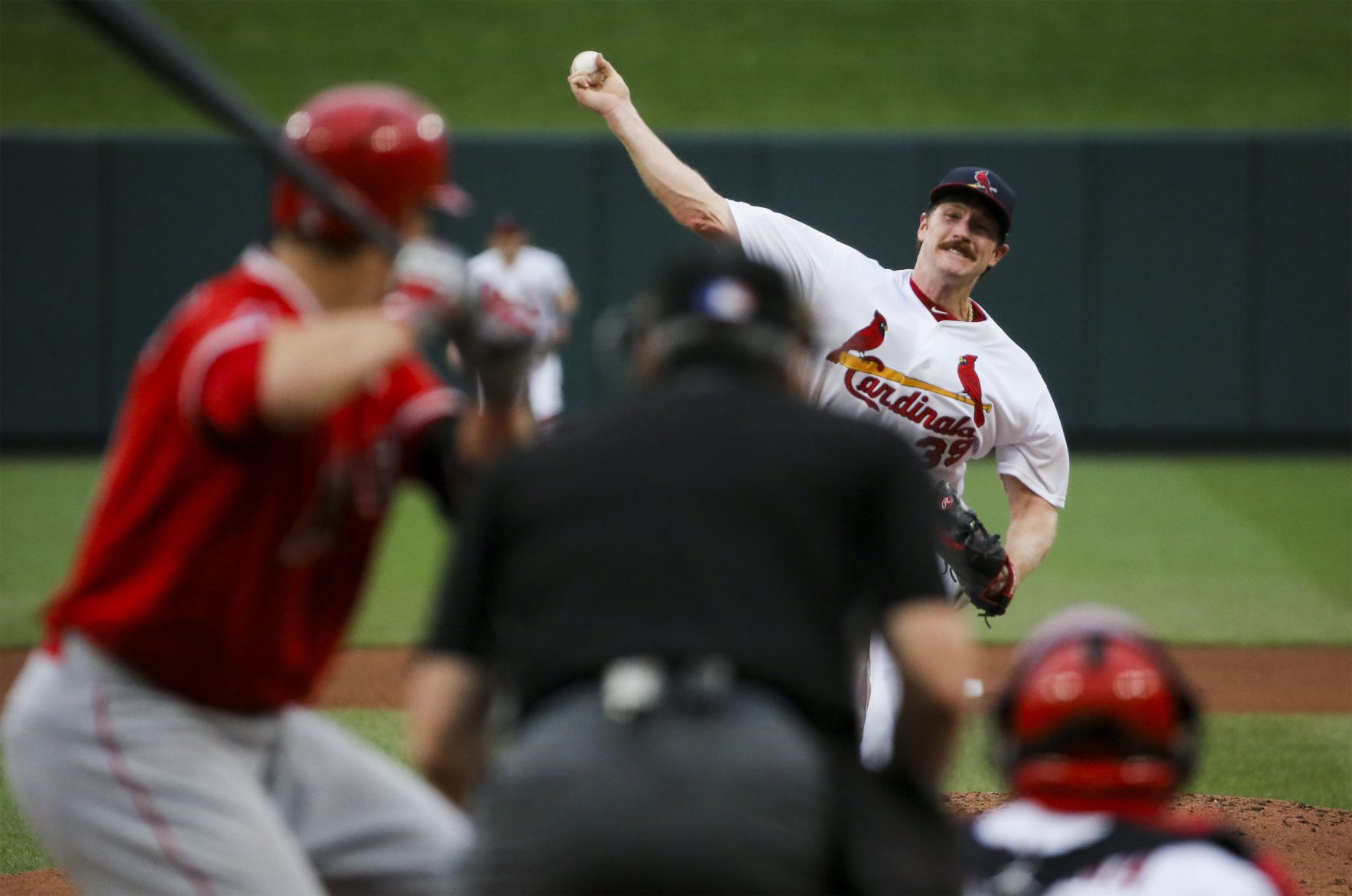 Cardinals close out Angels series